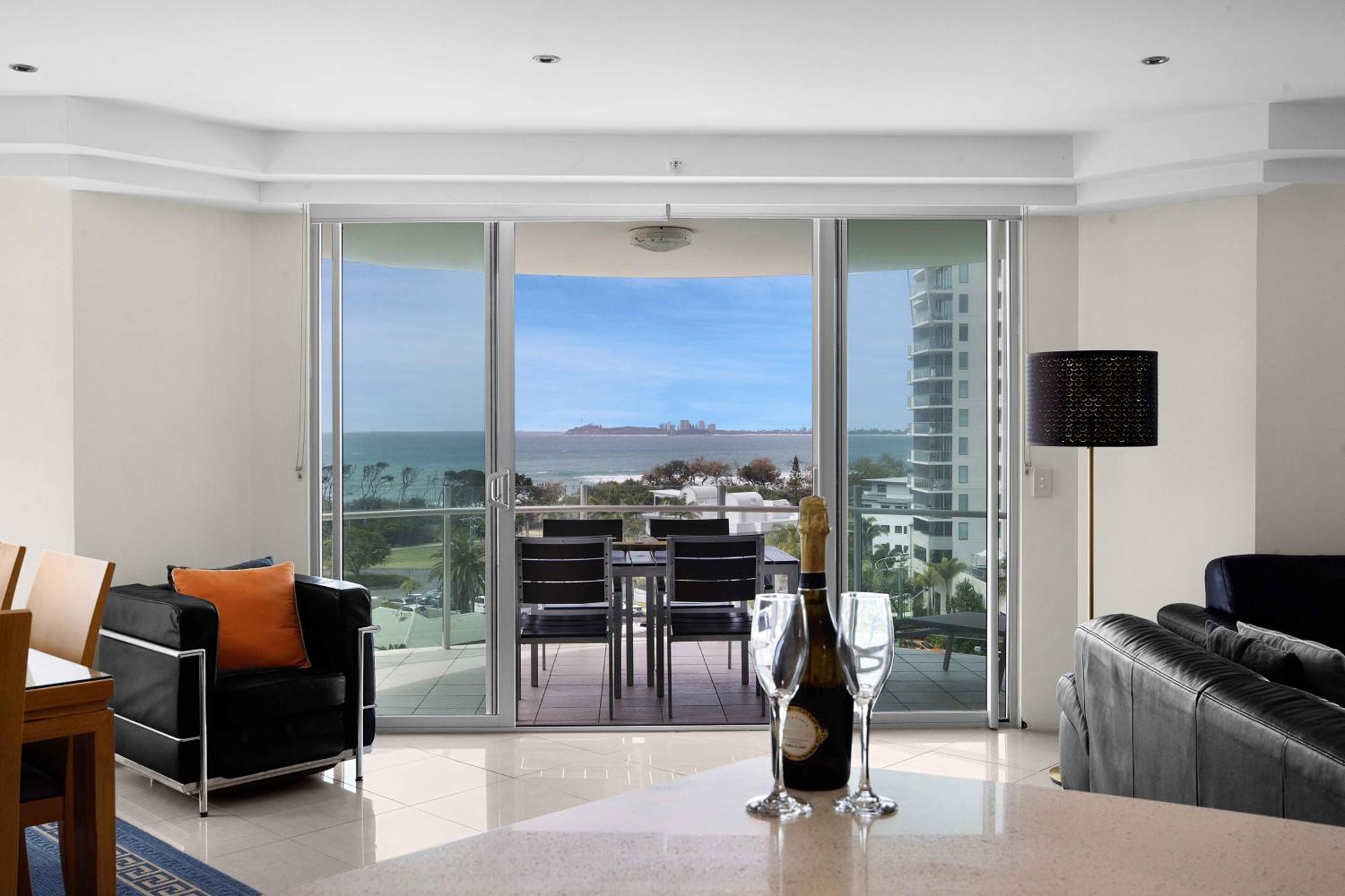 Aqua Vista Resort Maroochydore Rum bild